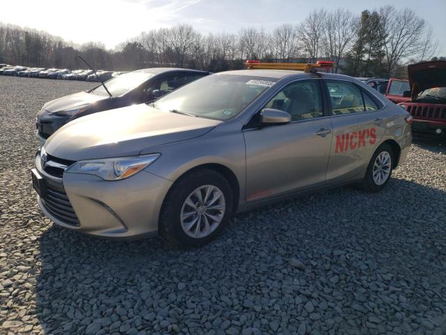  TOYOTA CAMRY 2017 Серебристый