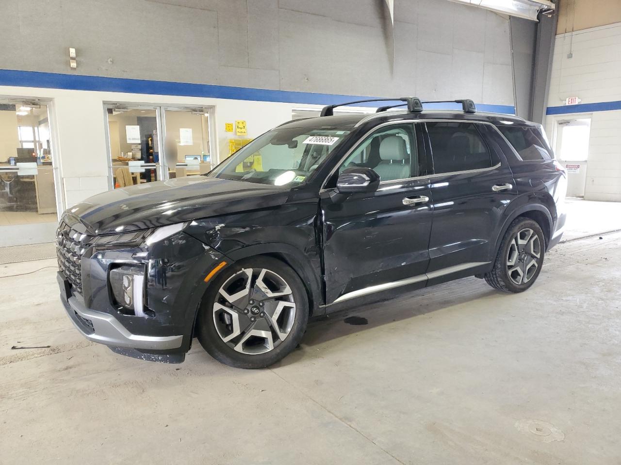 2023 Hyundai Palisade - Image 1