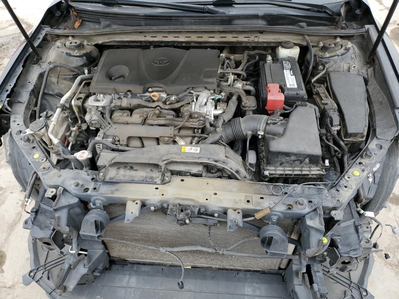 2018 Toyota Camry - Image 11