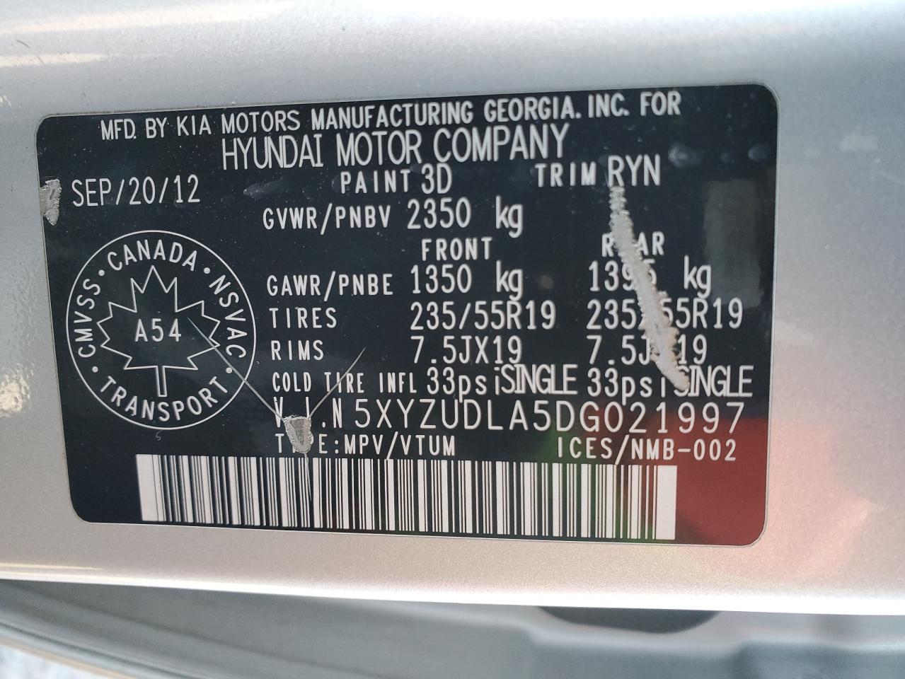 2013 Hyundai Santa Fe - Image 13