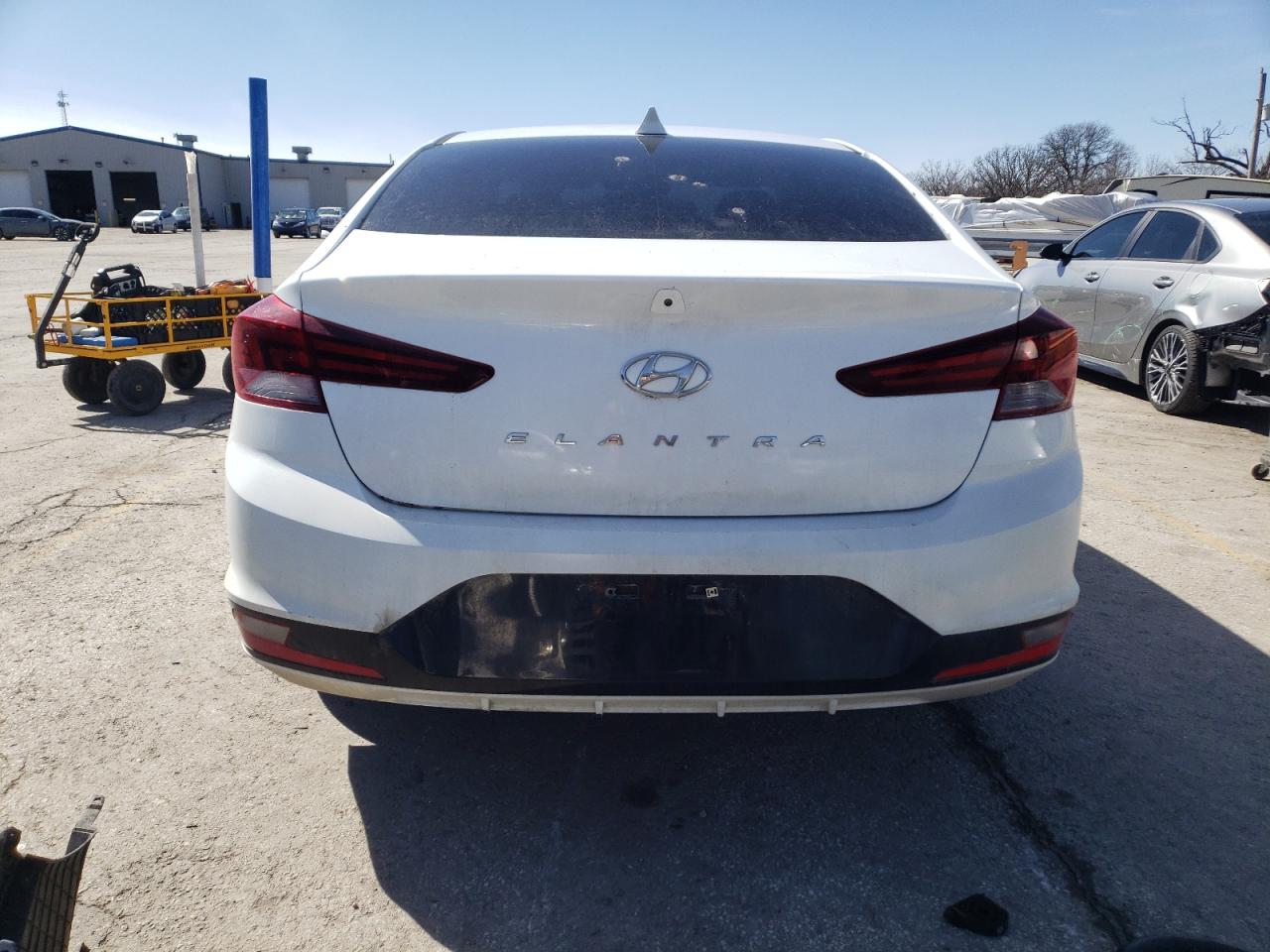 2020 Hyundai Elantra - Image 6