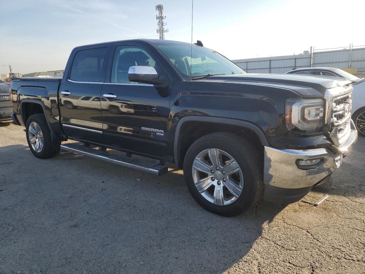 2016 GMC Sierra - Image 4