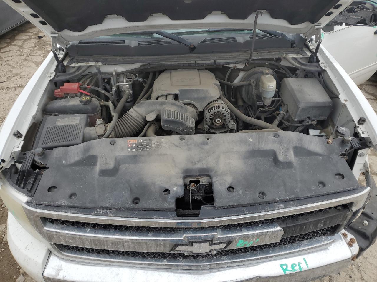 2011 Chevrolet Silverado - Image 11