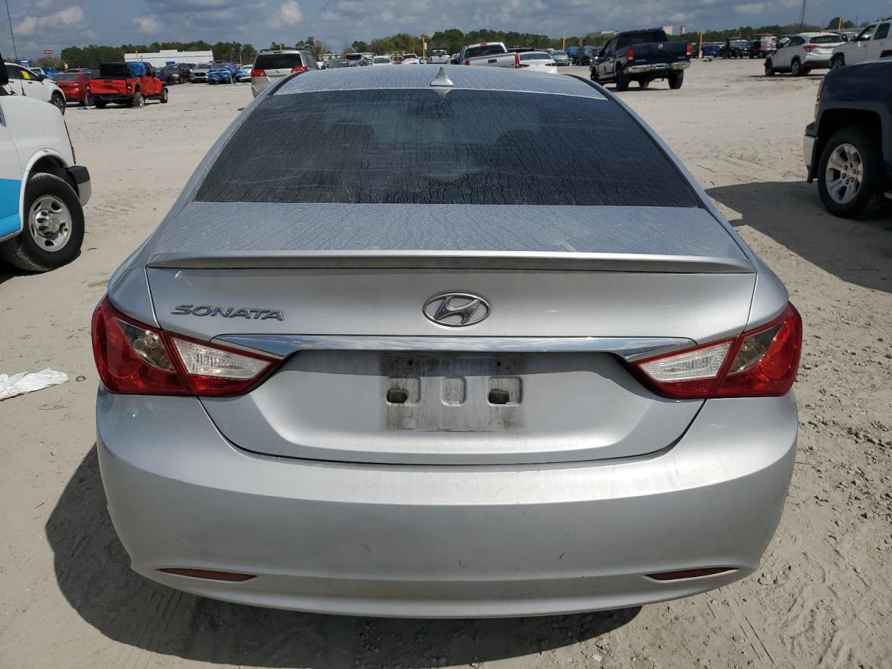 2013 Hyundai Sonata - Image 6