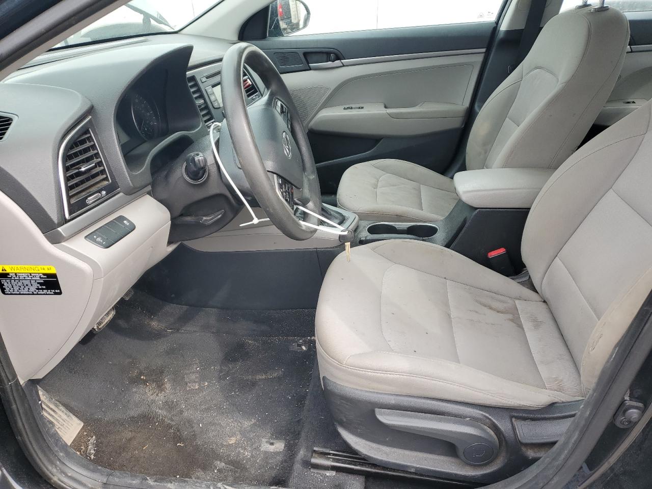 2018 Hyundai Elantra - Image 7
