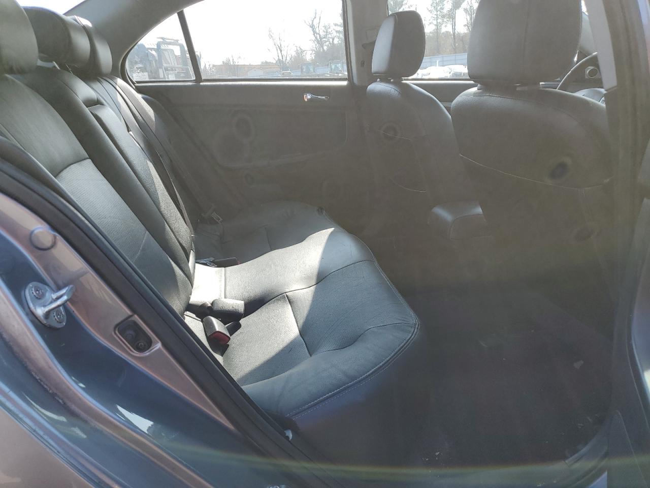 2012 Mitsubishi Lancer - Image 10
