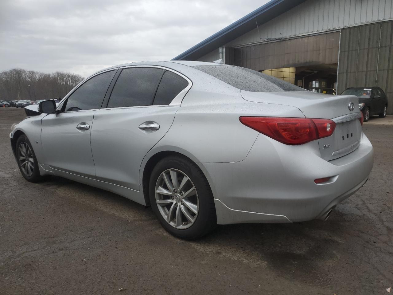 2015 Infiniti Q50 - Image 2