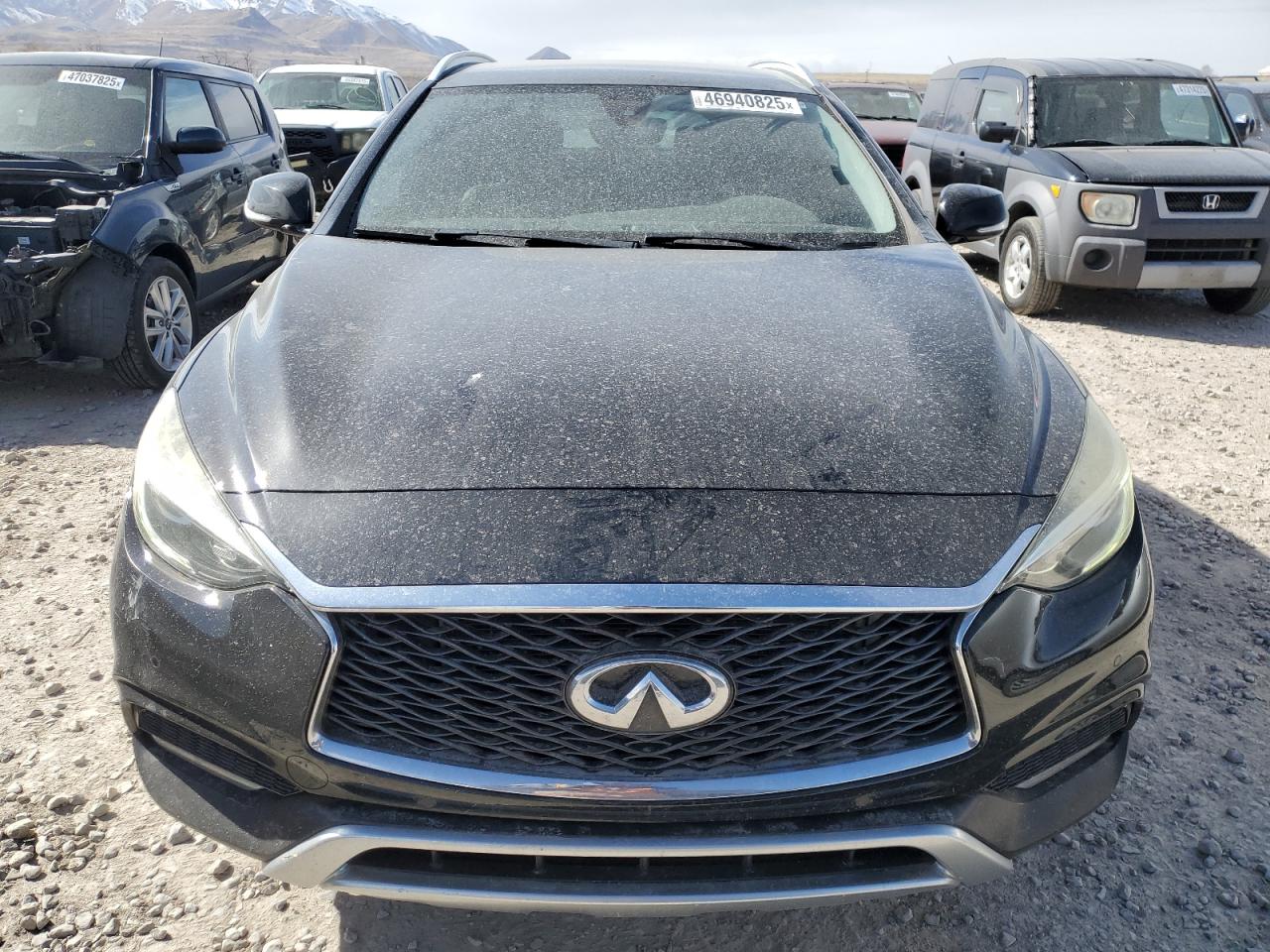 2017 Infiniti QX30 - Image 5