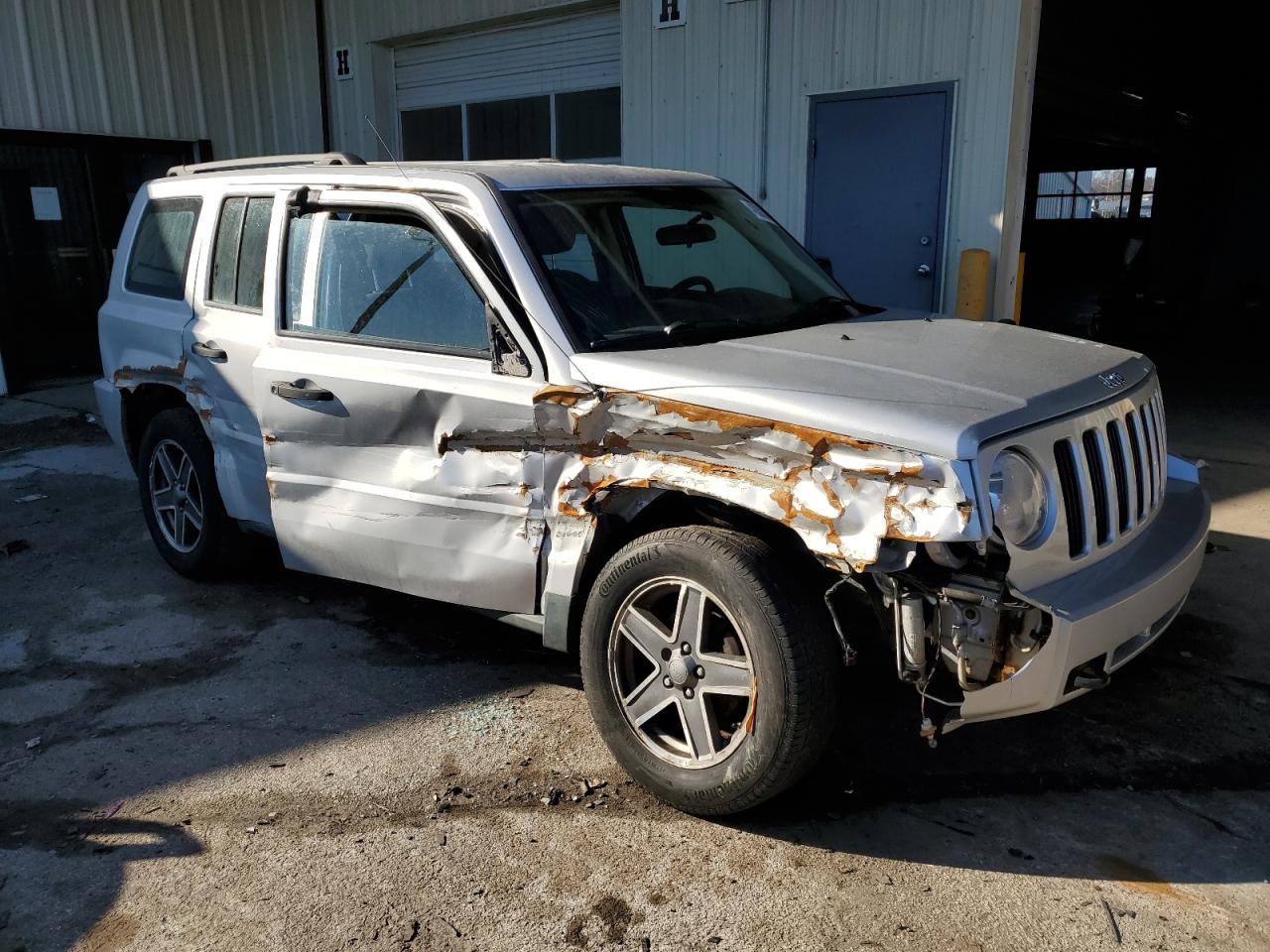 2010 Jeep Liberty (Patriot) - Image 4