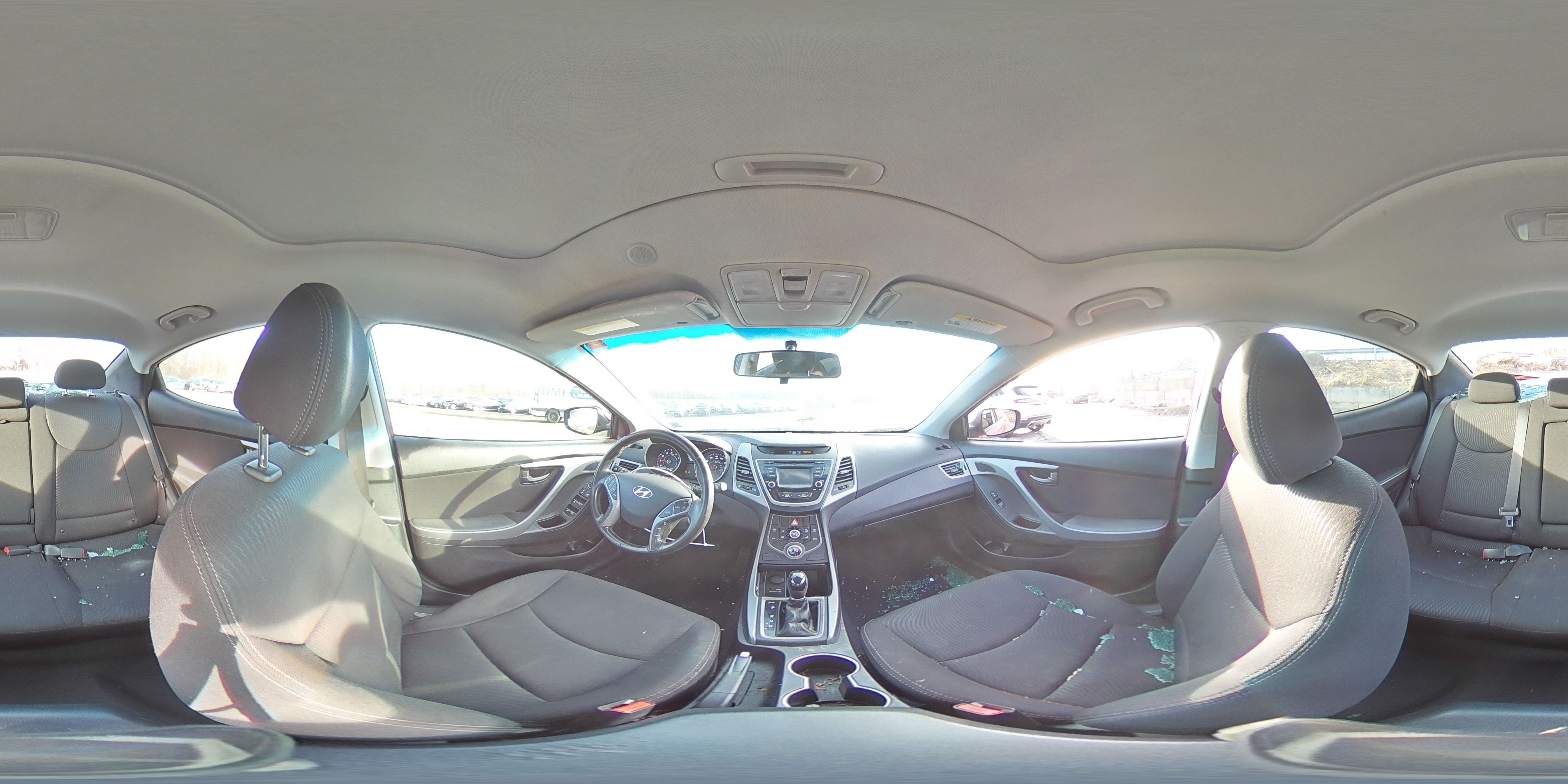 2015 Hyundai Elantra - Image 12