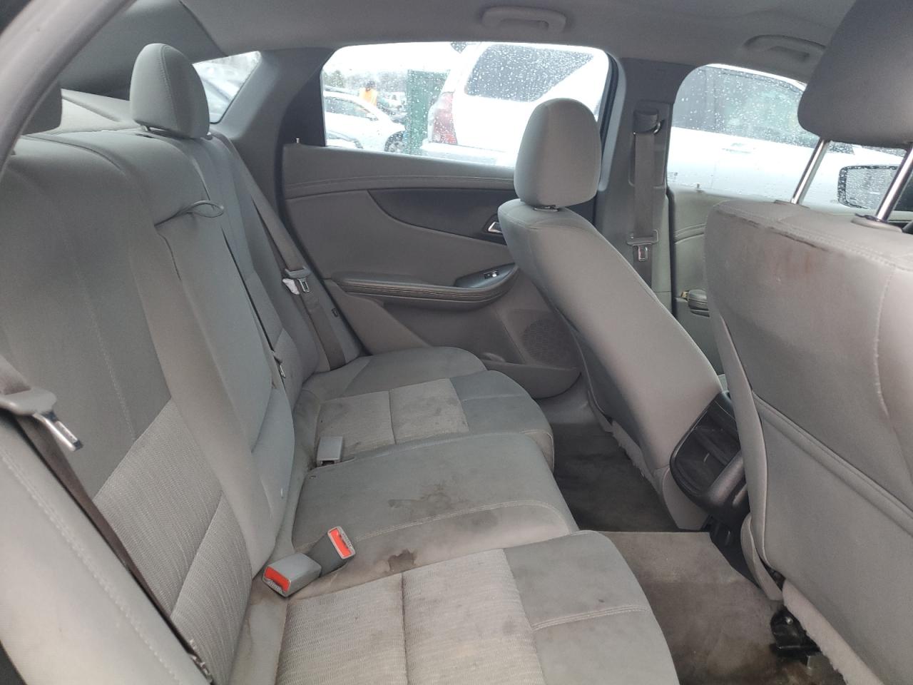 2015 Chevrolet Impala - Image 10