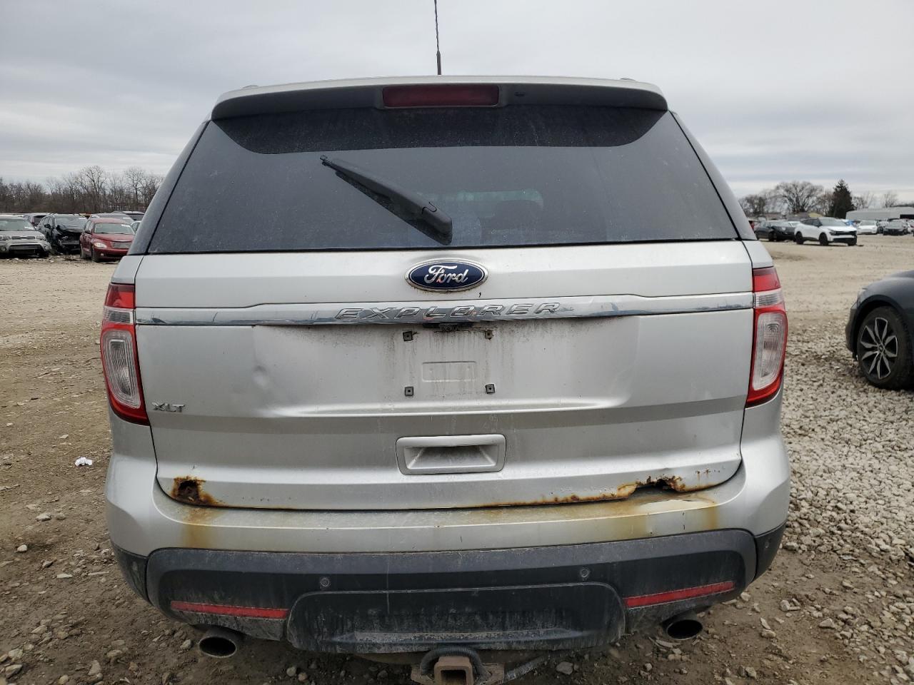 2011 Ford Explorer - Image 6