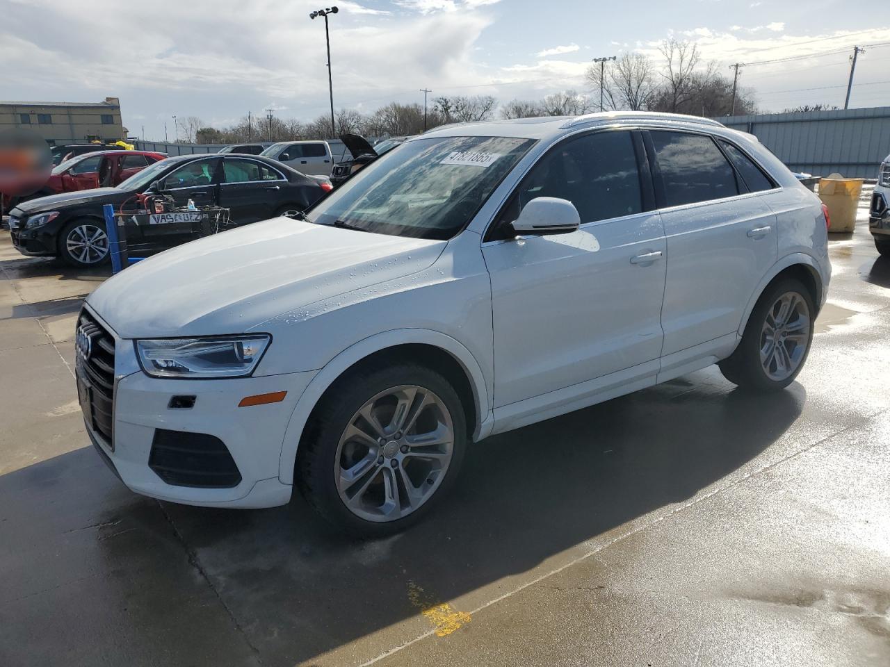 2016 Audi Q3 - Image 1