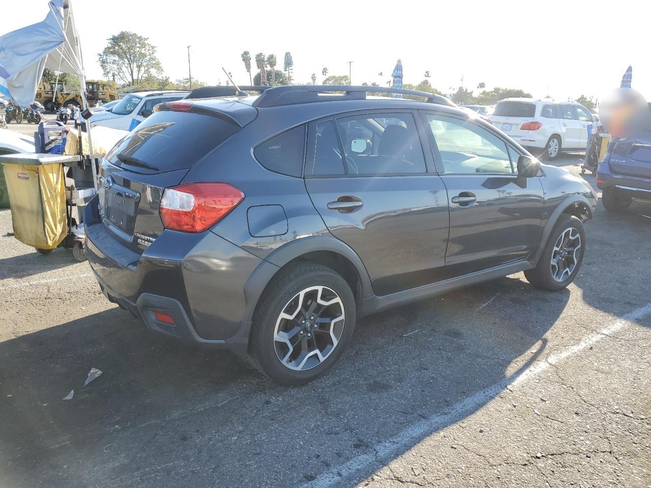 2016 Subaru XV - Image 4