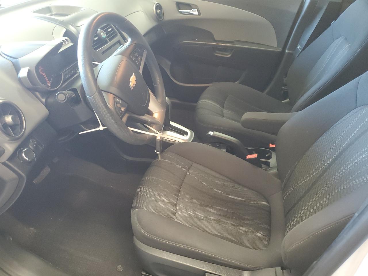 2014 Chevrolet Sonic - Image 7