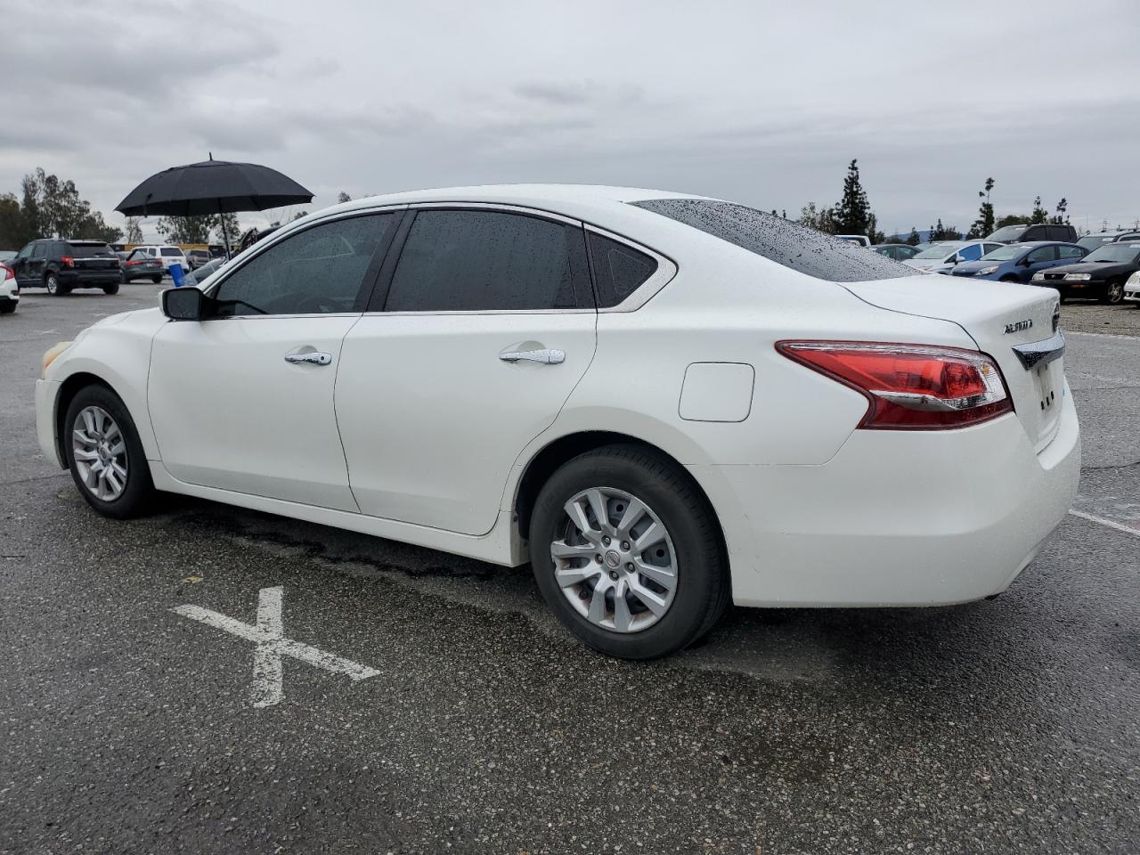 2013 Nissan Altima - Image 2