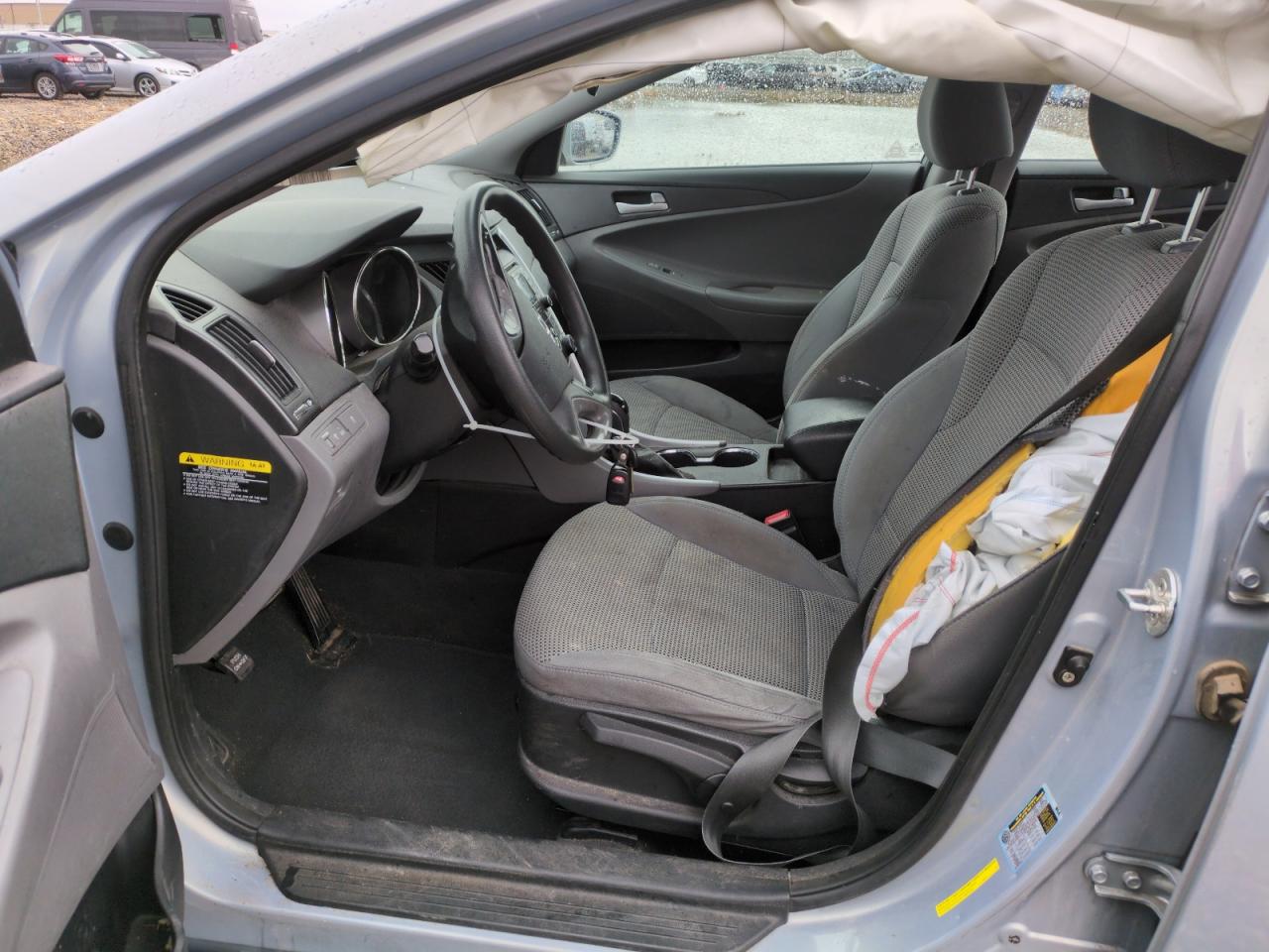 2011 Hyundai Sonata - Image 7