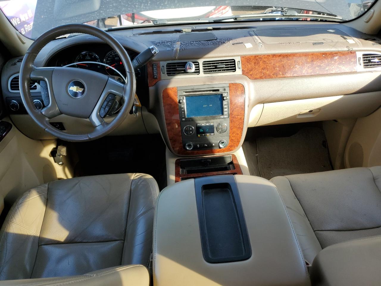 2011 Chevrolet Avalanche - Image 8