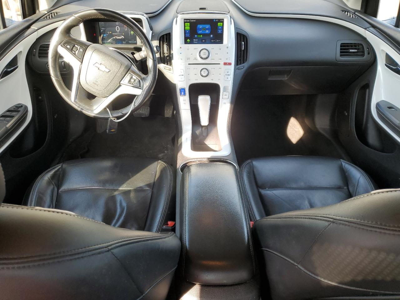 2012 Chevrolet Volt - Image 8