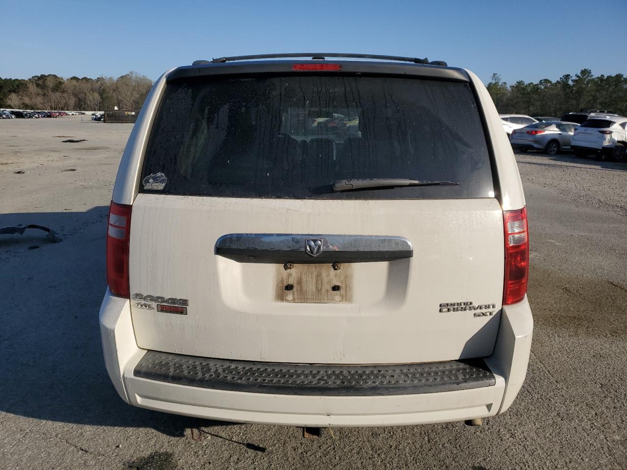 2009 Dodge Caravan - Image 6
