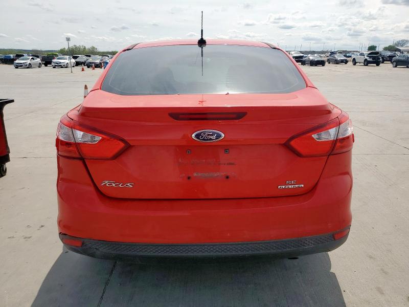 Седаны FORD FOCUS 2013 Красный