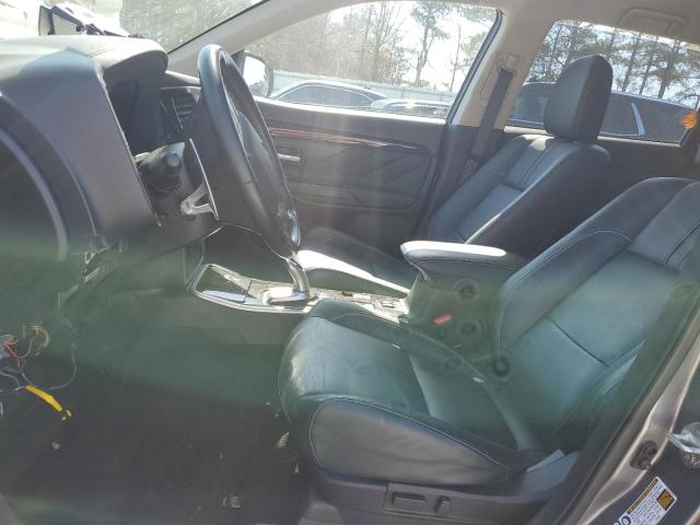  MITSUBISHI OUTLANDER 2018 Silver