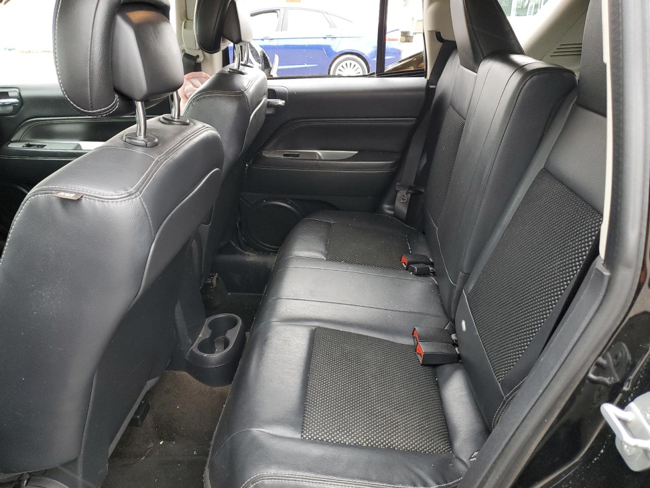 2014 Jeep Compass - Image 12
