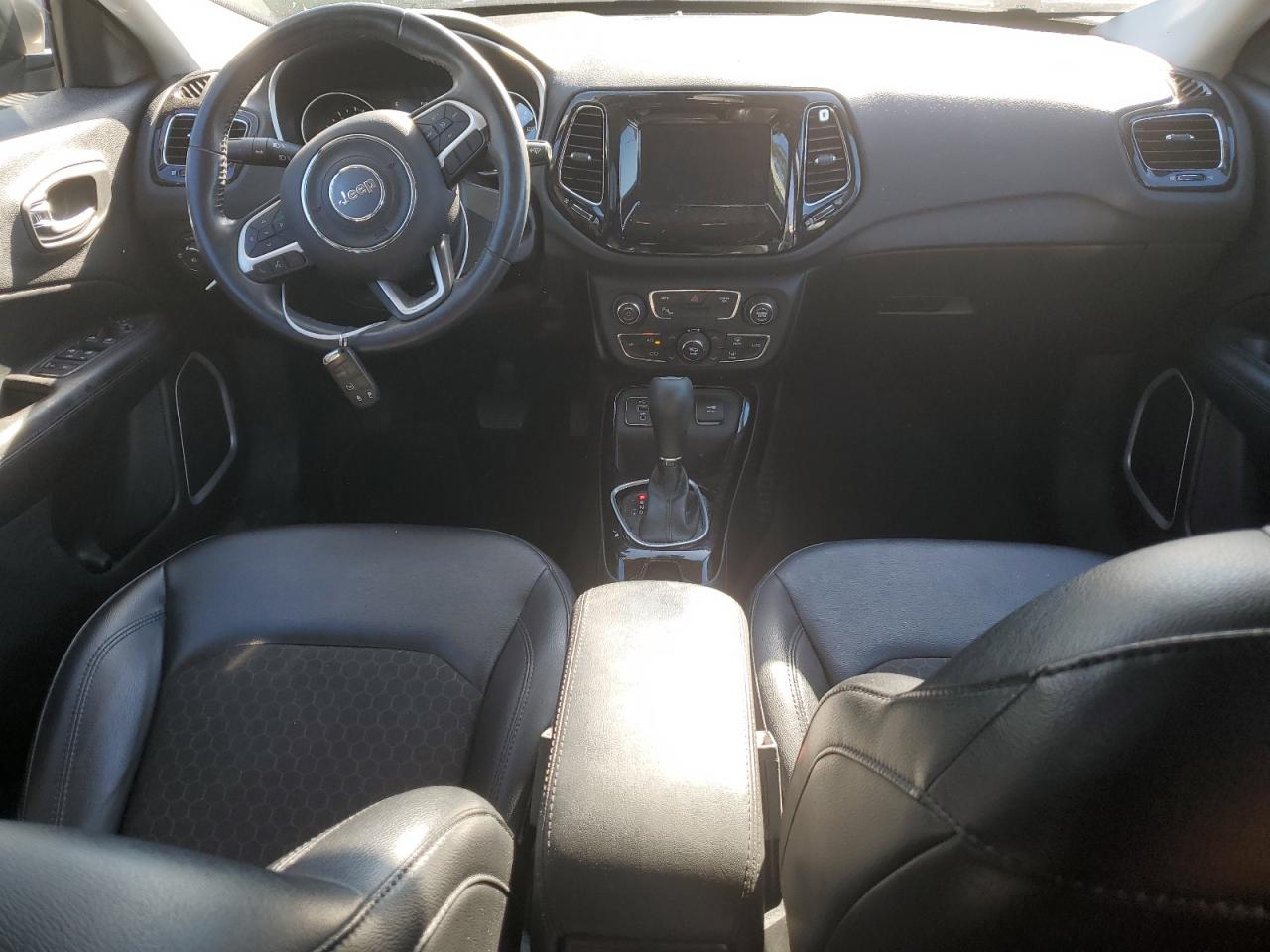 2019 Jeep Compass - Image 8