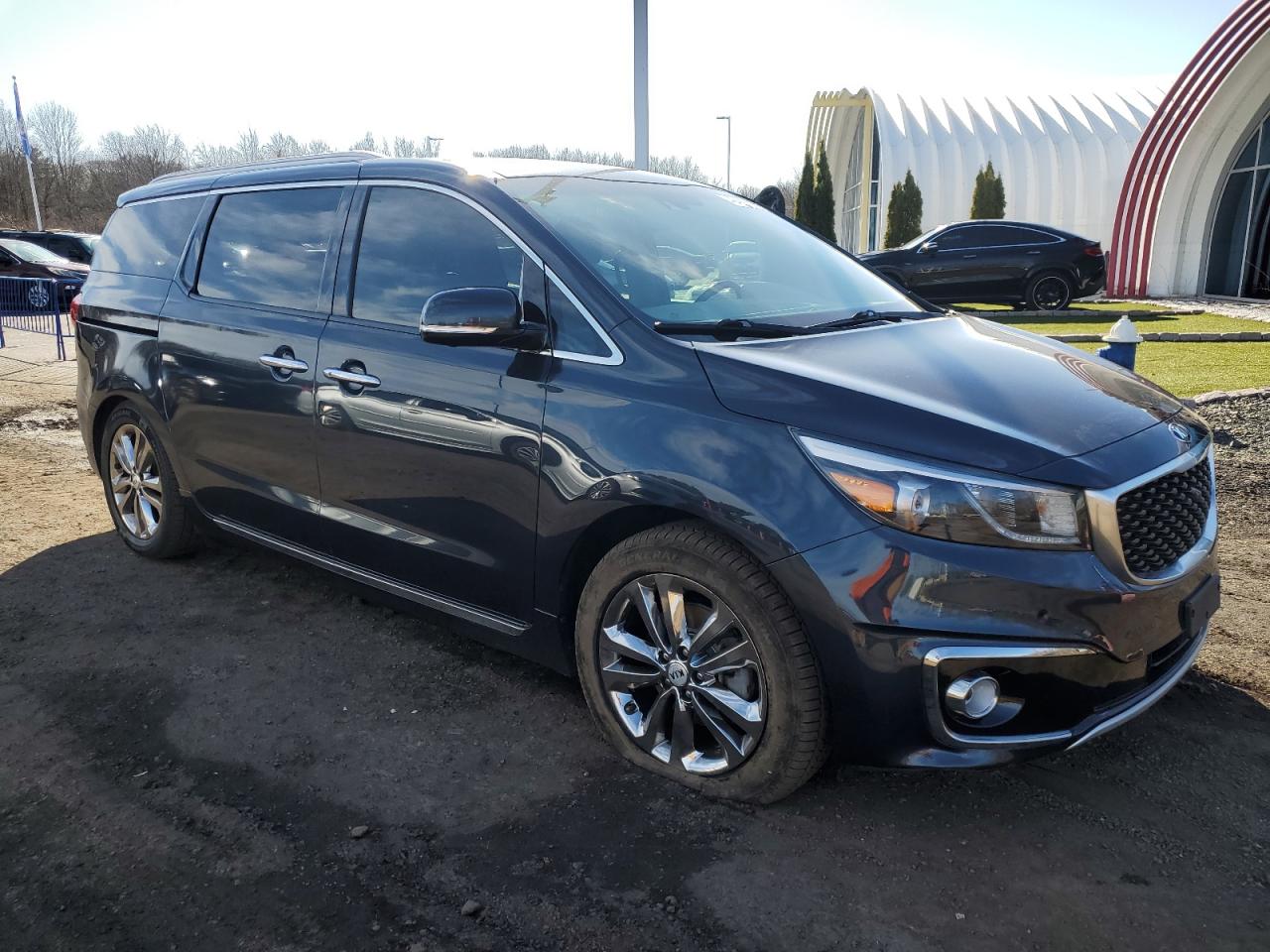 2016 Kia Sedona - Image 4
