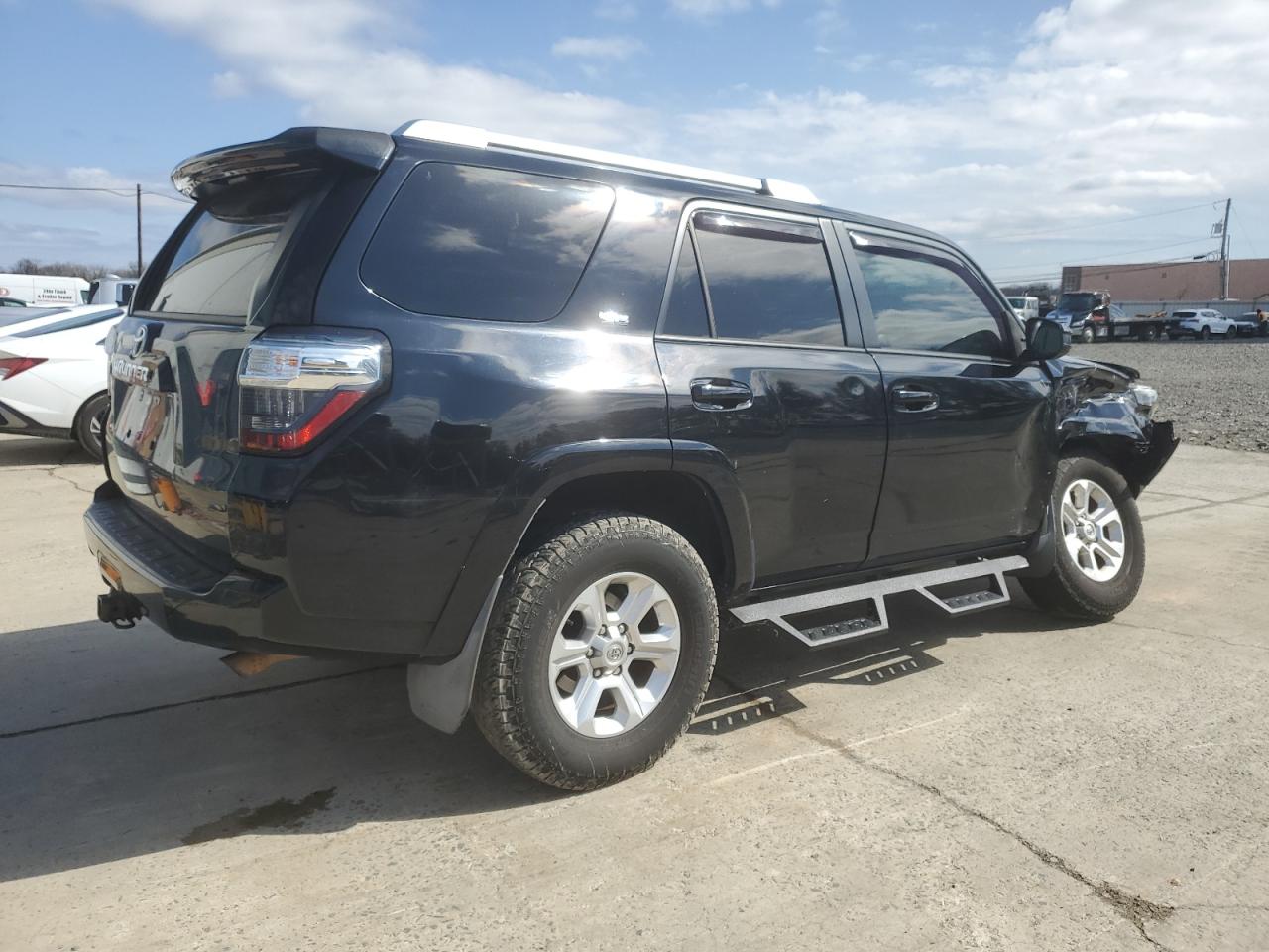 2015 Toyota 4Runner - Image 3