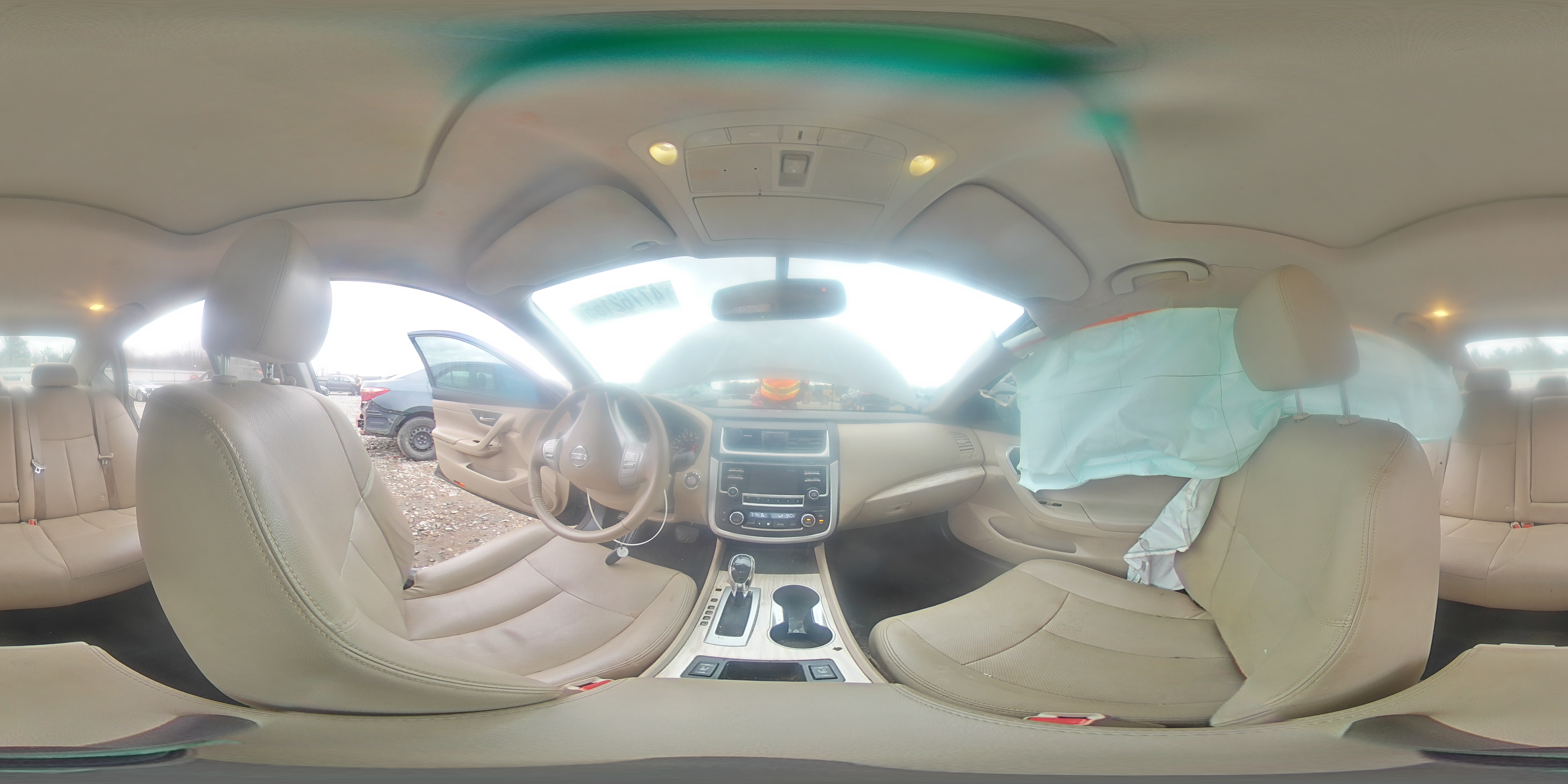 2016 Nissan Altima - Image 13