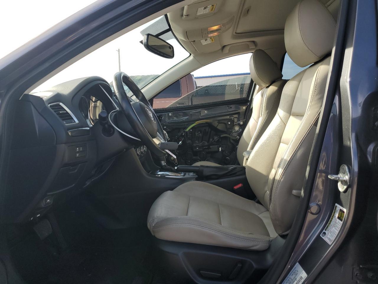 2015 Mazda 6 - Image 7