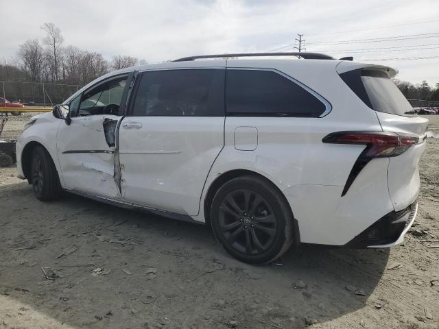  TOYOTA SIENNA 2022 Biały