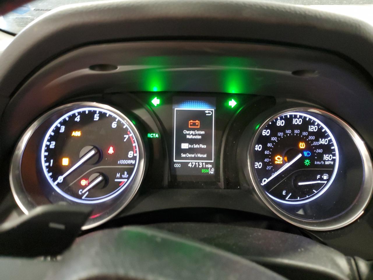 2019 Toyota Camry - Image 9