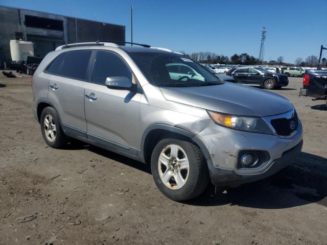 KIA SORENTO 2013 Silver