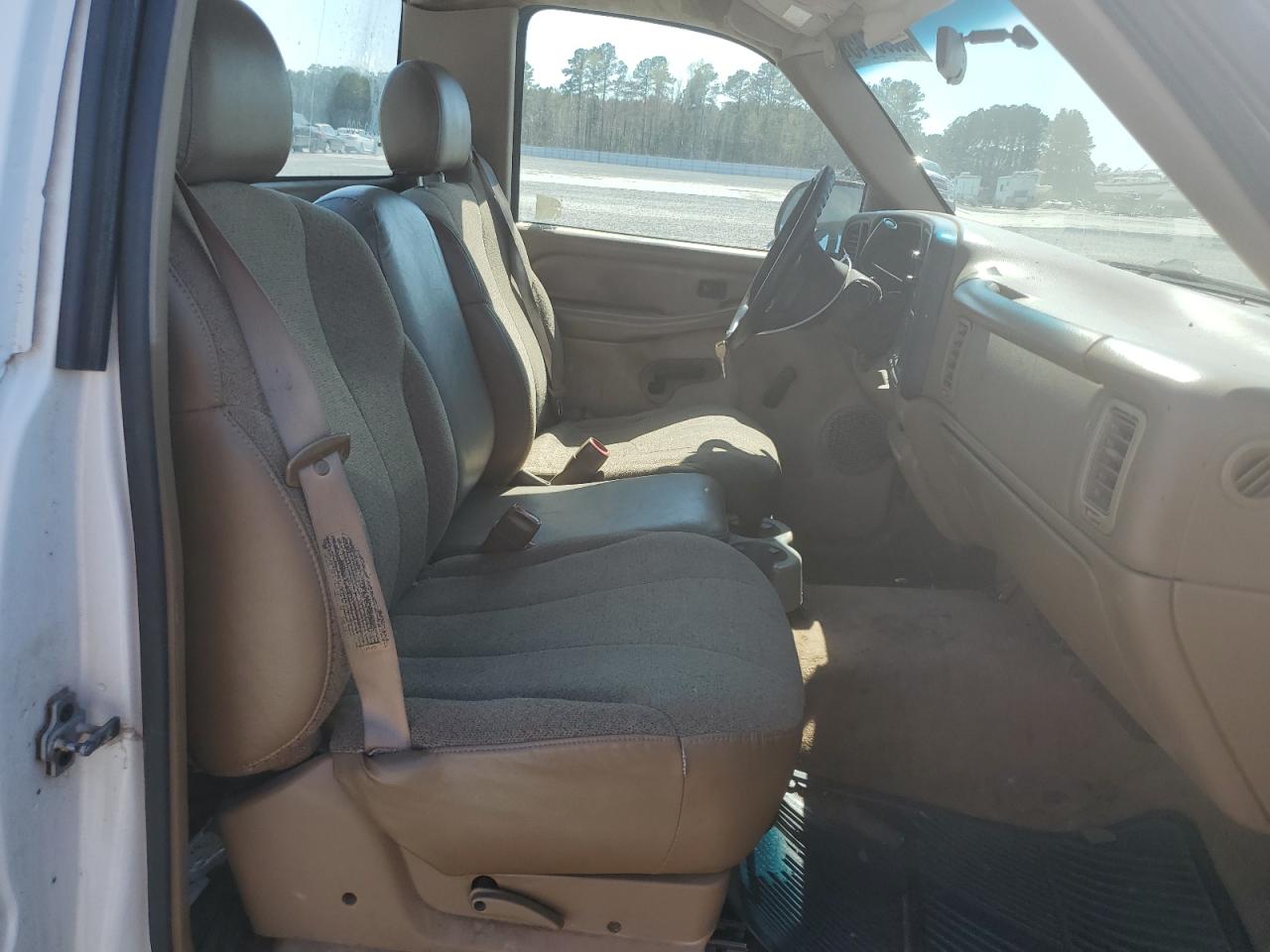 2000 Chevrolet Silverado C1500 VIN: 1GCEC14W9YZ260504 Lot: 50896145