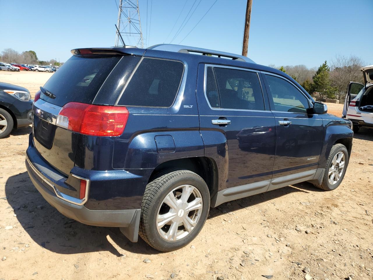 2016 GMC Terrain - Image 3