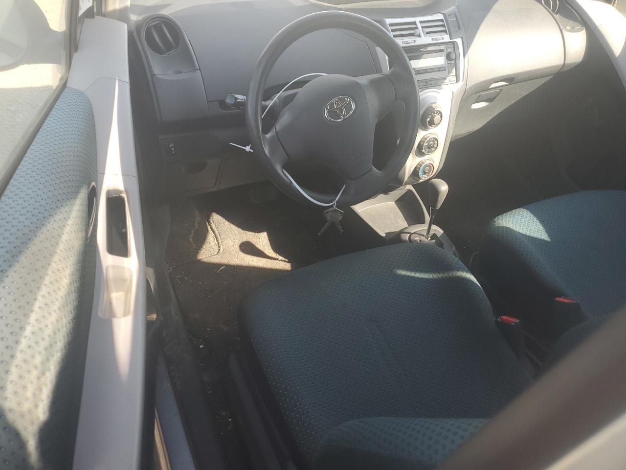 2007 Toyota Yaris - Image 8