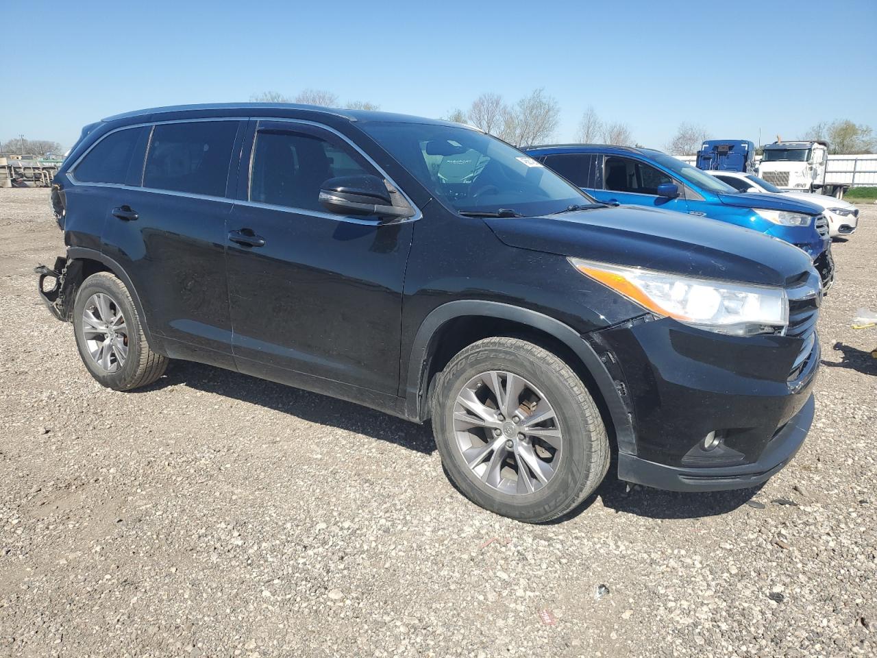 2015 Toyota Highlander - Image 4