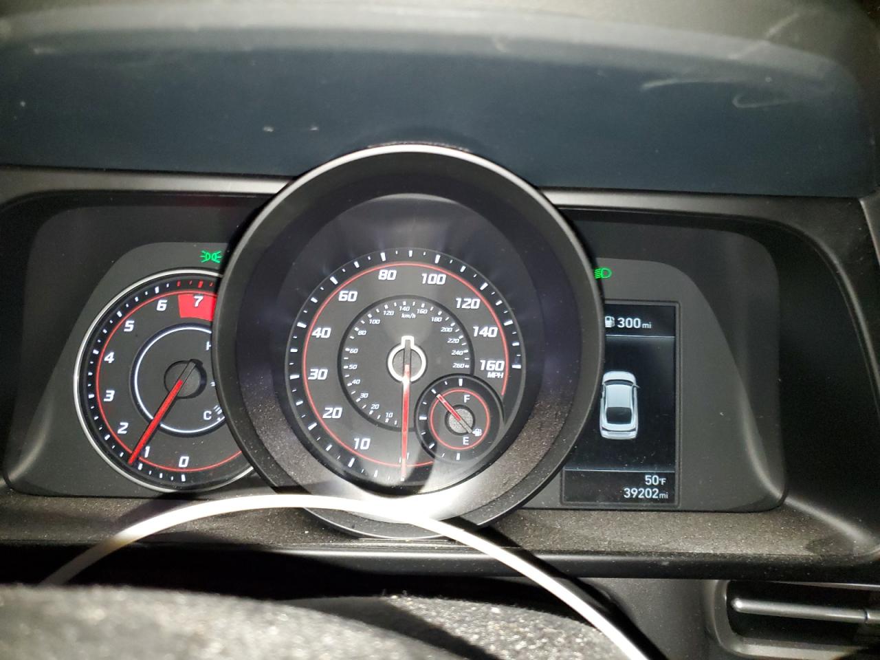 2023 Hyundai Elantra - Image 9