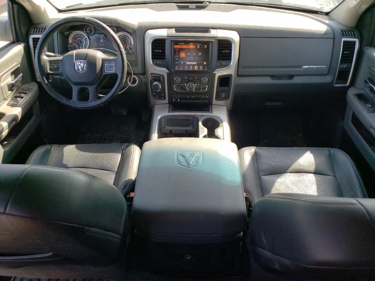 2016 RAM 1500 - Image 8