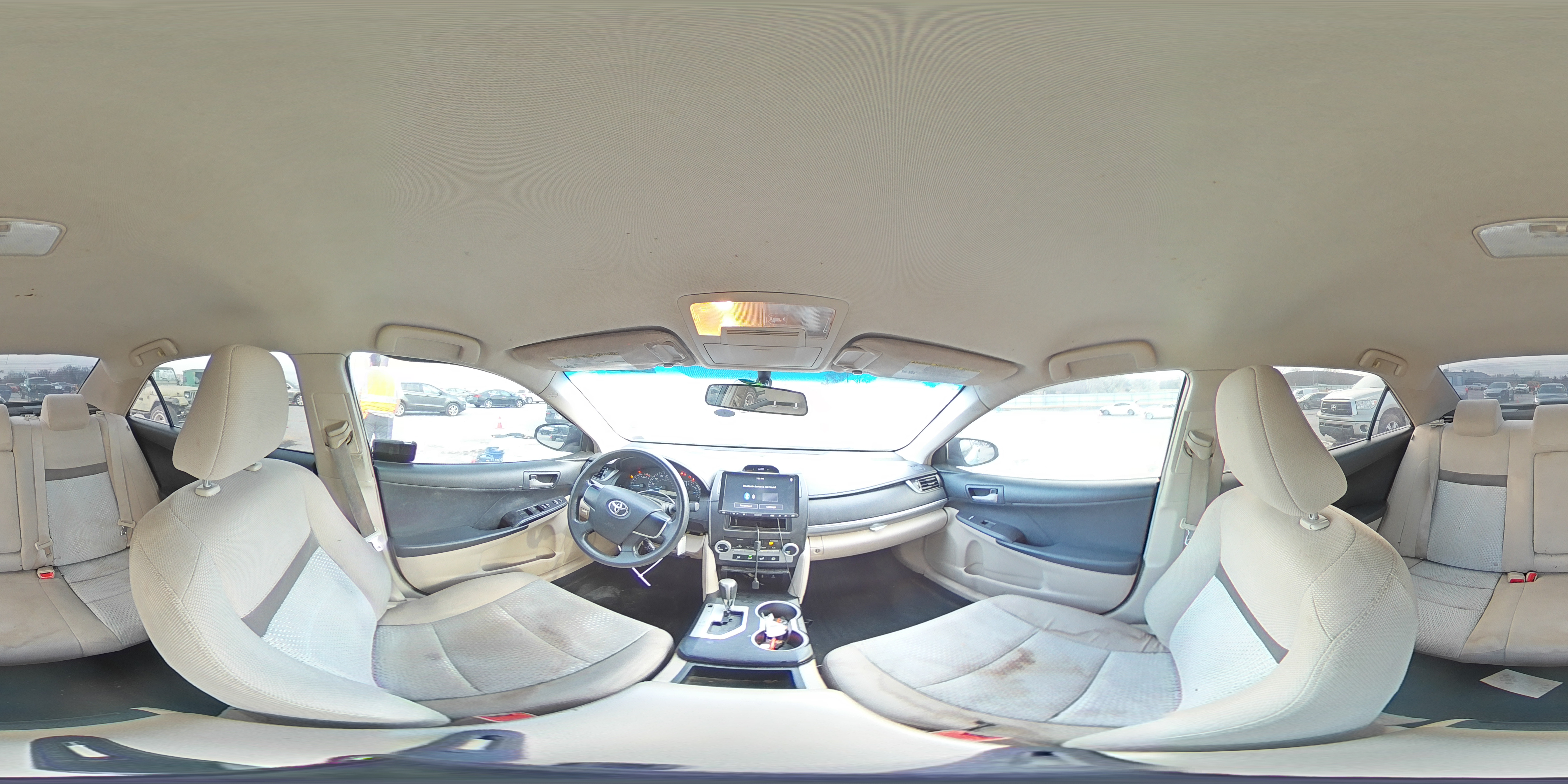 2012 Toyota Camry - Image 12