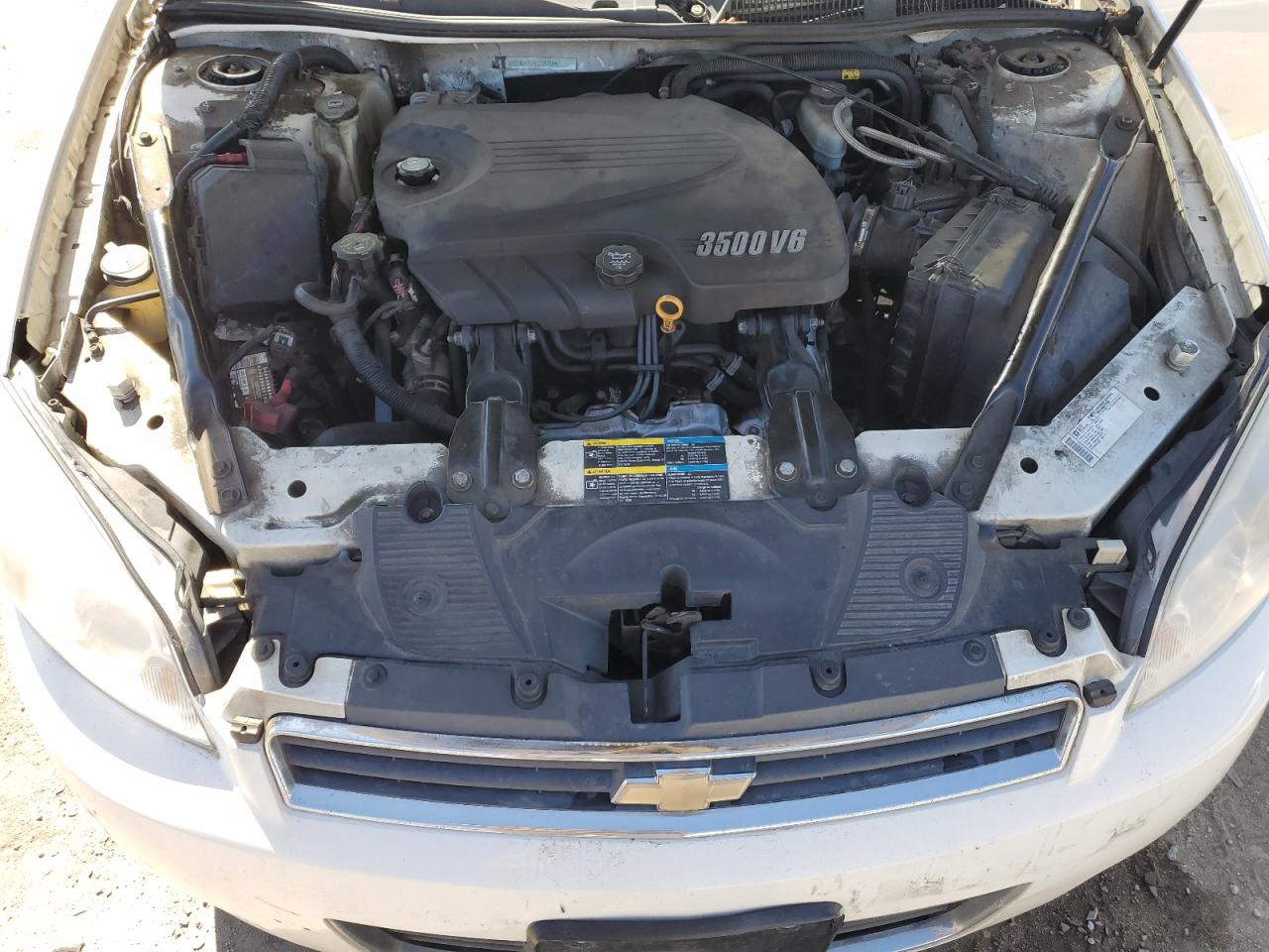 2009 Chevrolet Impala - Image 11