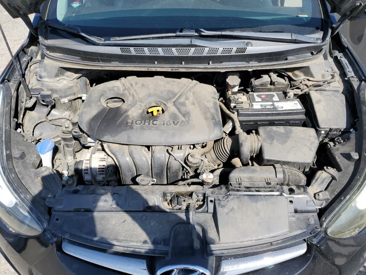 2014 Hyundai Elantra - Image 11