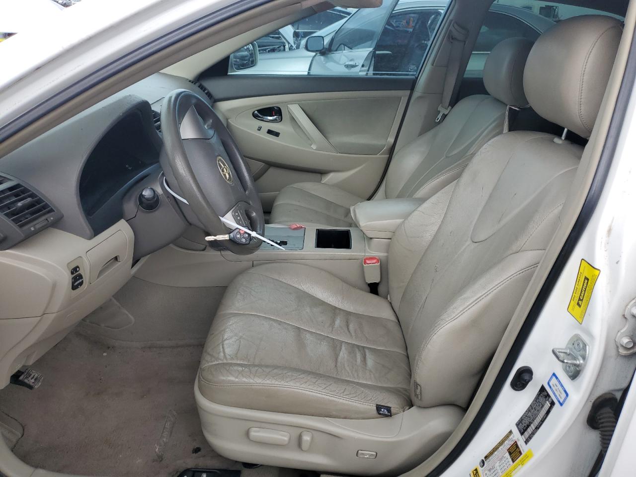 2009 Toyota Camry - Image 7