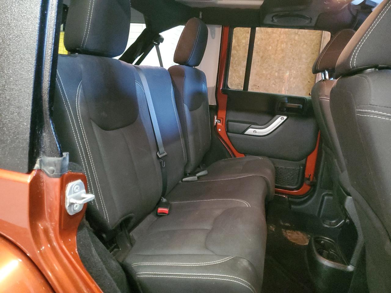 2014 Jeep Wrangler - Image 11