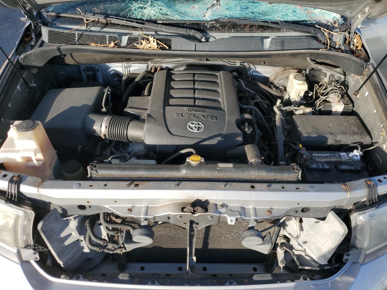 2011 Toyota Tundra - Image 11