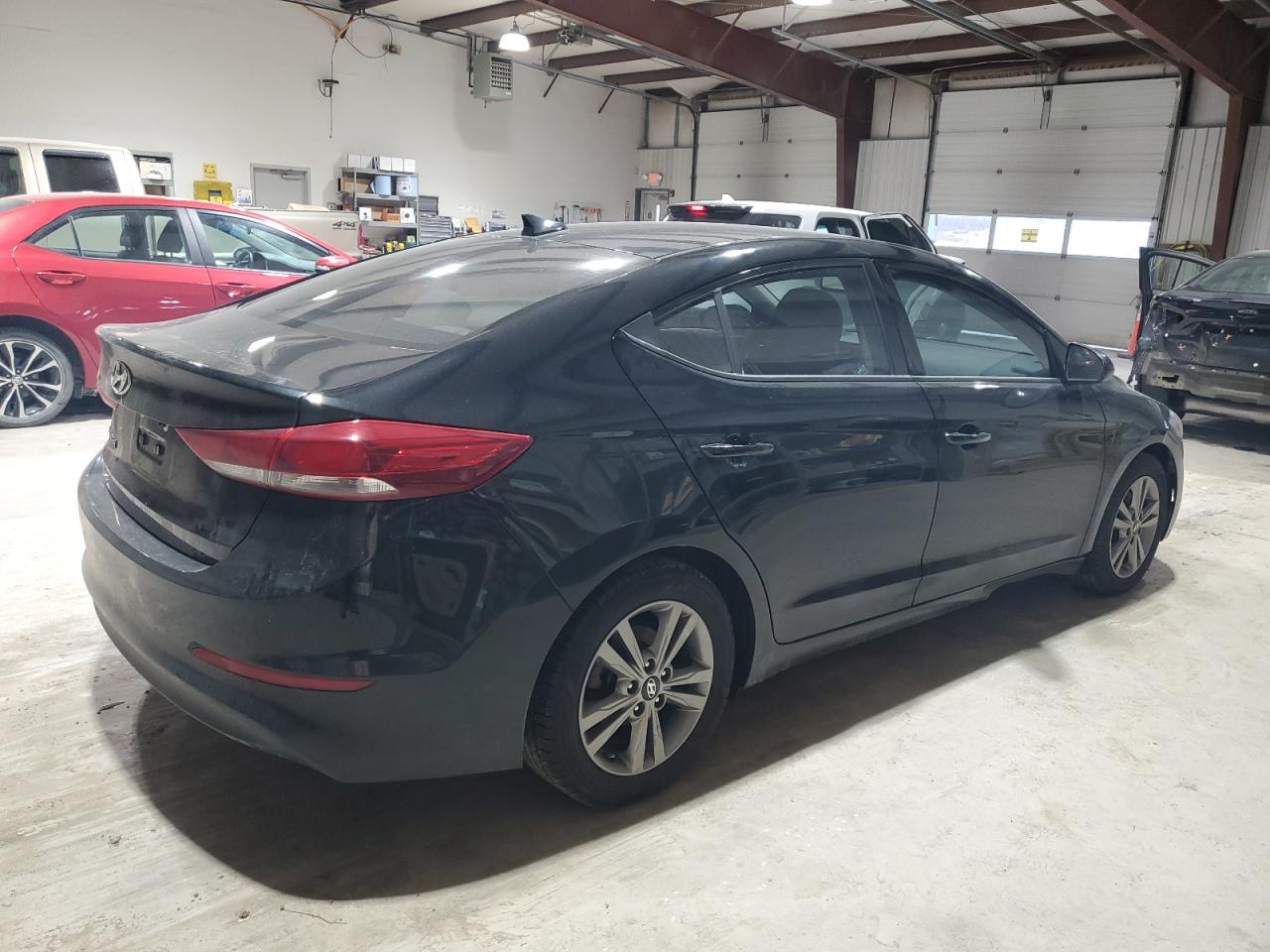 2018 Hyundai Elantra - Image 3