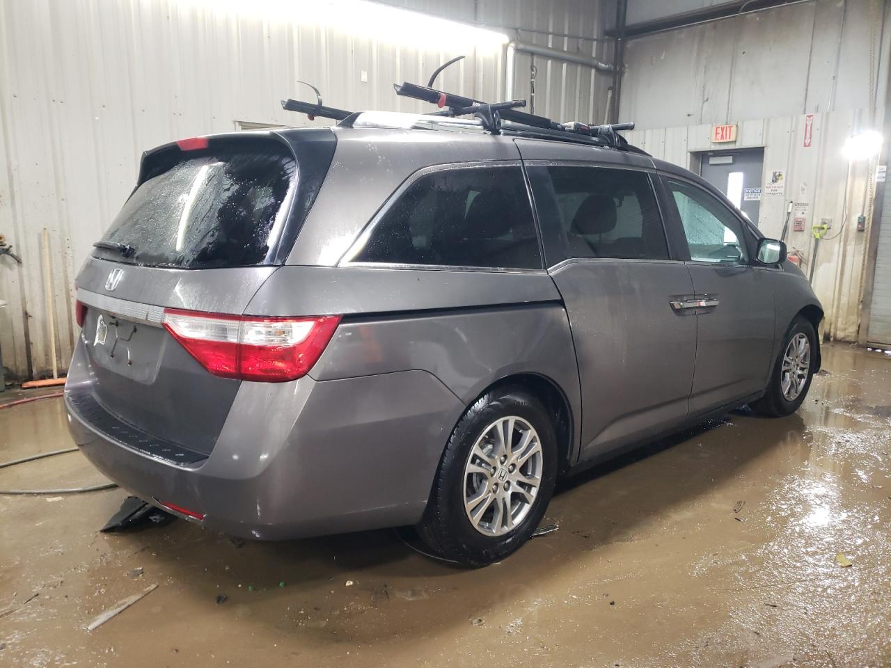 2011 Honda Odyssey - Image 3