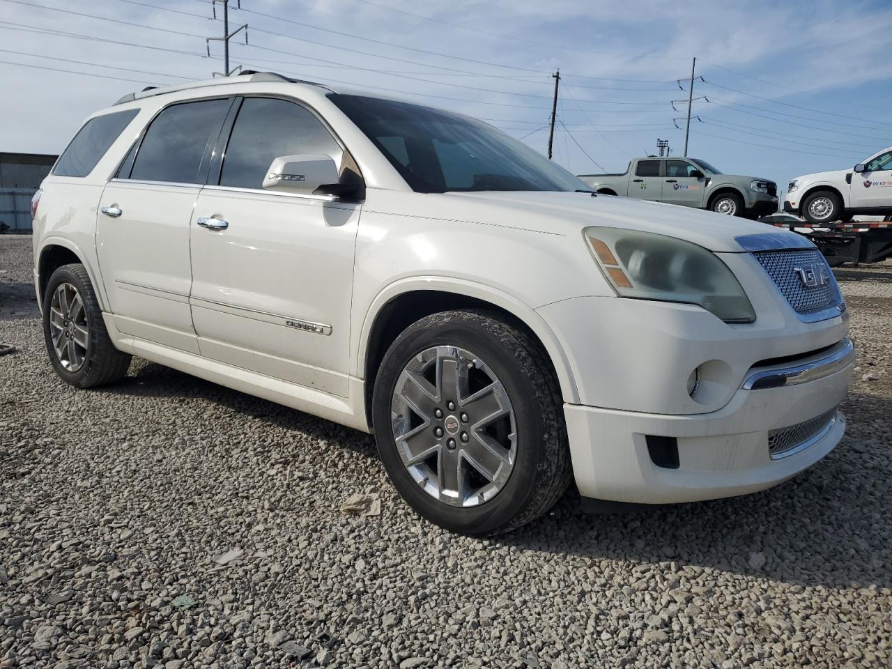 2011 GMC Acadia - Image 4